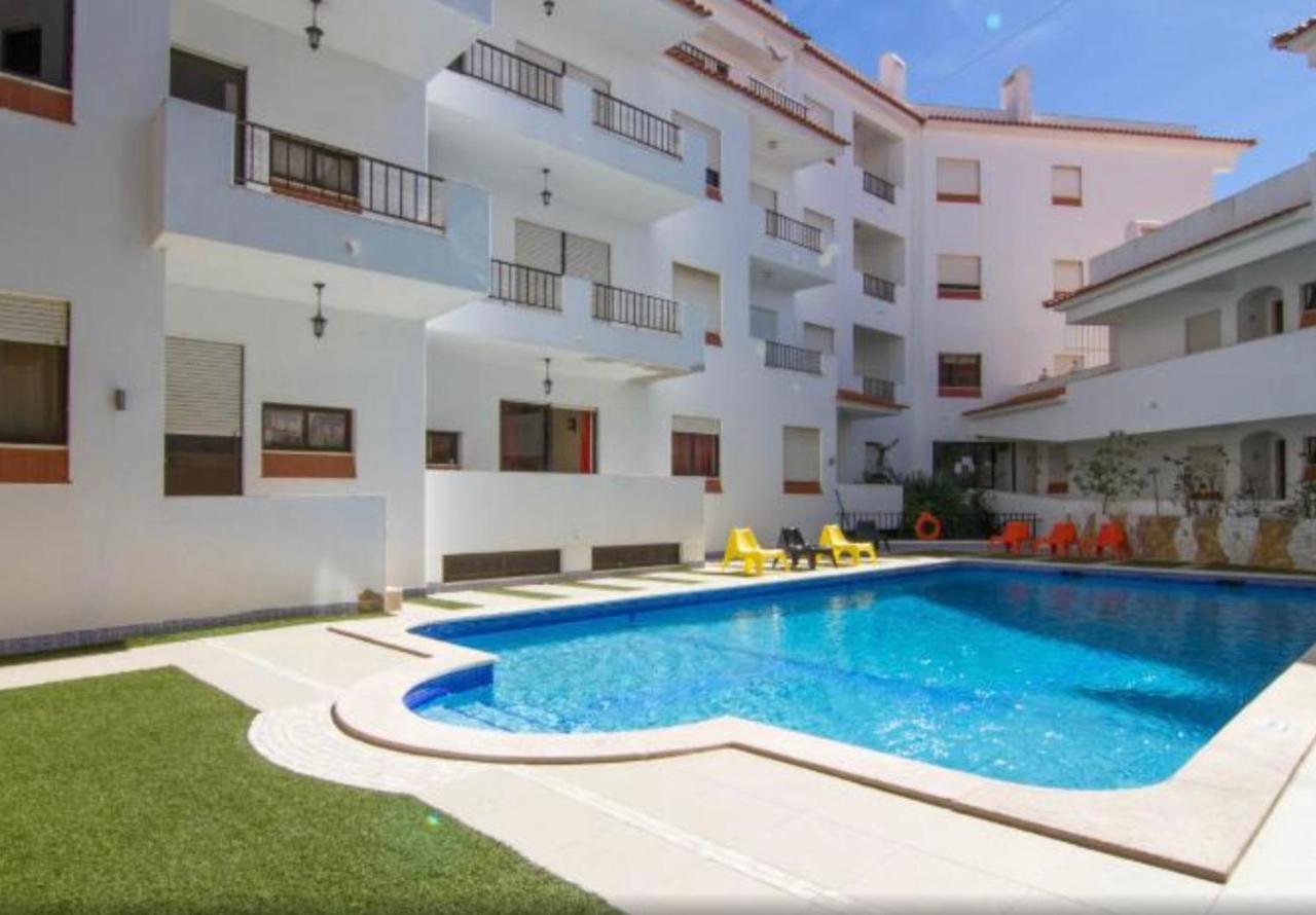 Apartamento 3 Min Walking To Peneco , + Pool + Wifi *